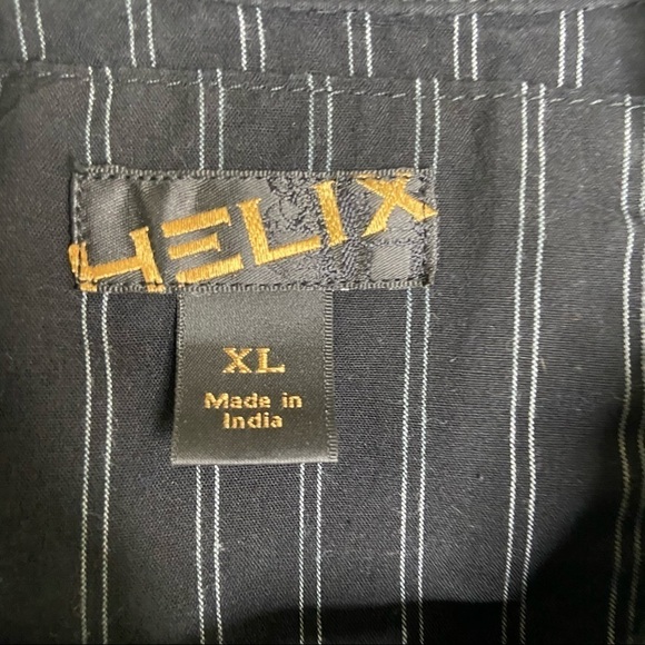 Helix Black Gray Striped Button Up Mens XL Casual Outdoor Walking - Picture 2 of 6
